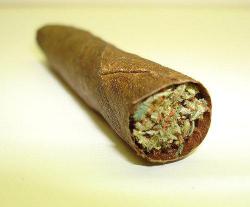 blunt-04.thumb.jpg.4ee22243b4435ab6791c6641afc2a884.jpg